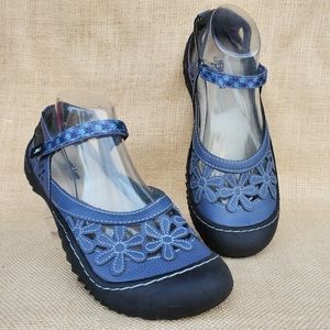 JBU by Jambu Grey Blue Wildflower Mary Jane Sandal